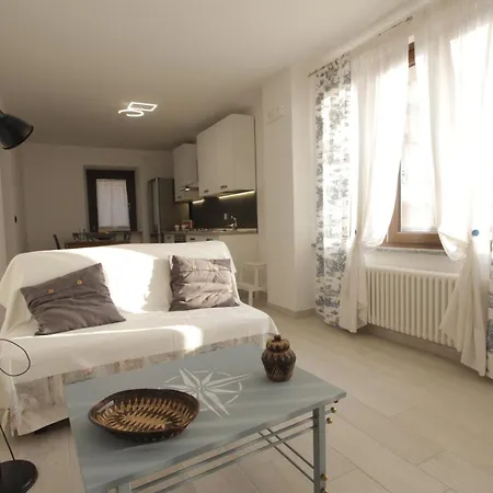 A Casa Di Laura דירה *